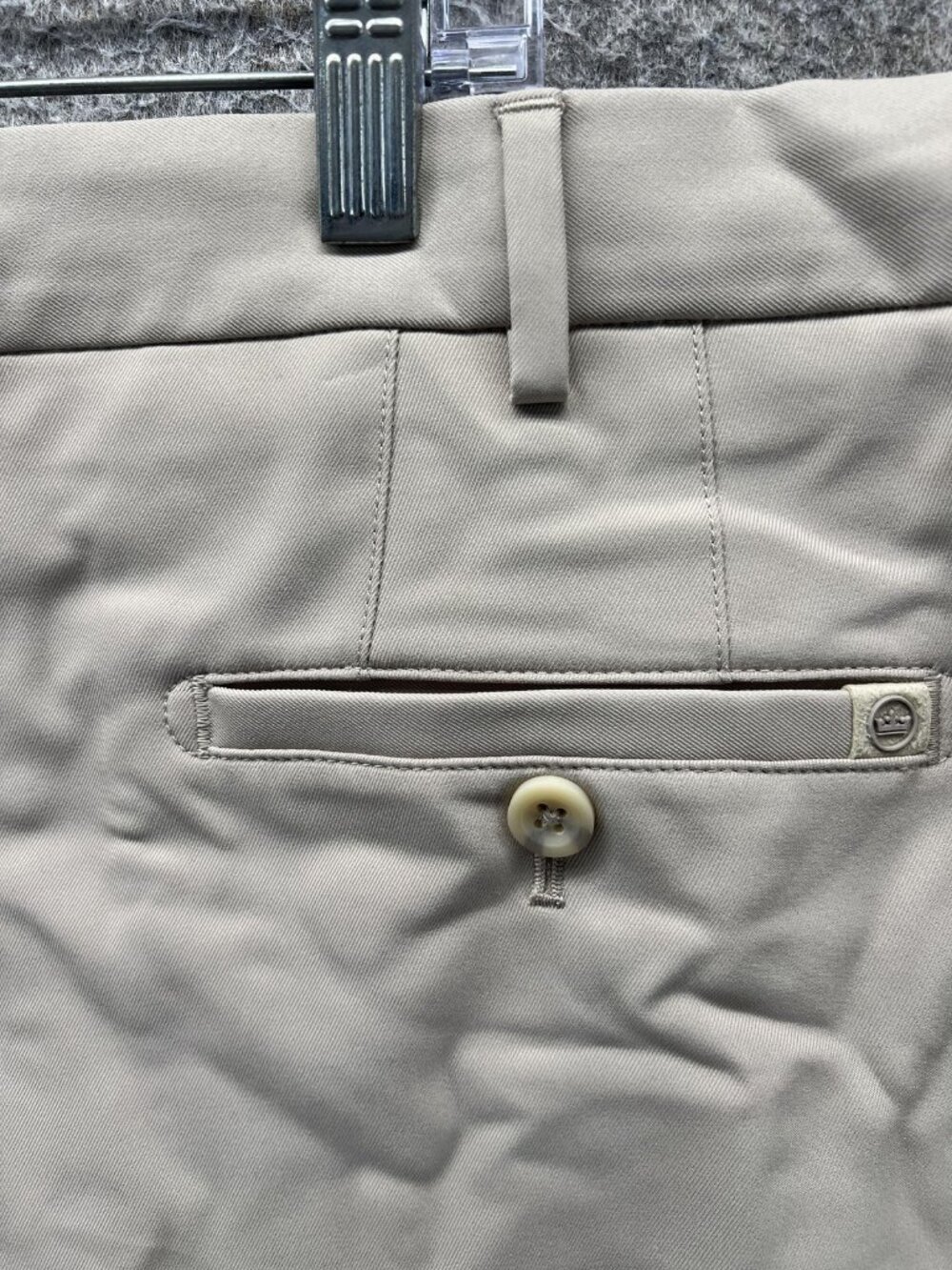 Peter Millar Shorts Mens 40 Beige Chino Flat Front Casual Polyester Golf Pockets - Picture 11 of 12